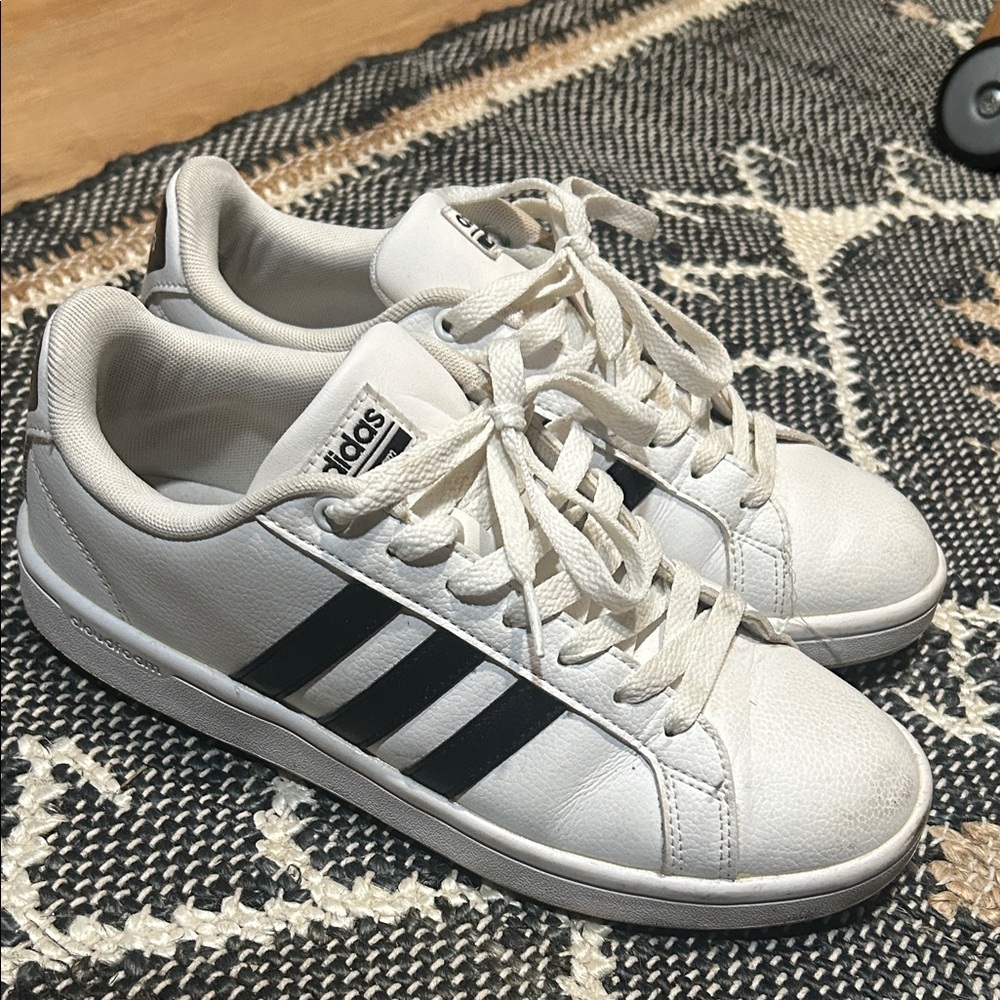 Women’s Adidas Sneakers with CloudFoam, Size 7.5